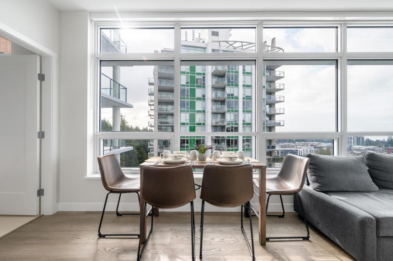 Urban Oasis: Stylish Apartment Retreat At Ubc Ванкувър Екстериор снимка